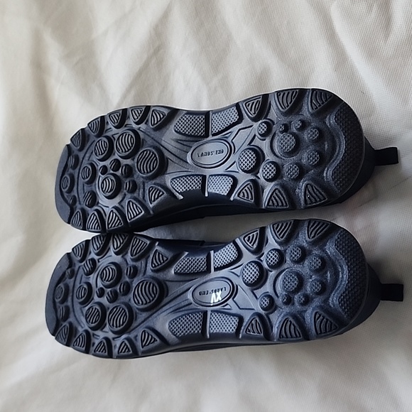 Land's End Slip on size 11D - Picture 5 of 6